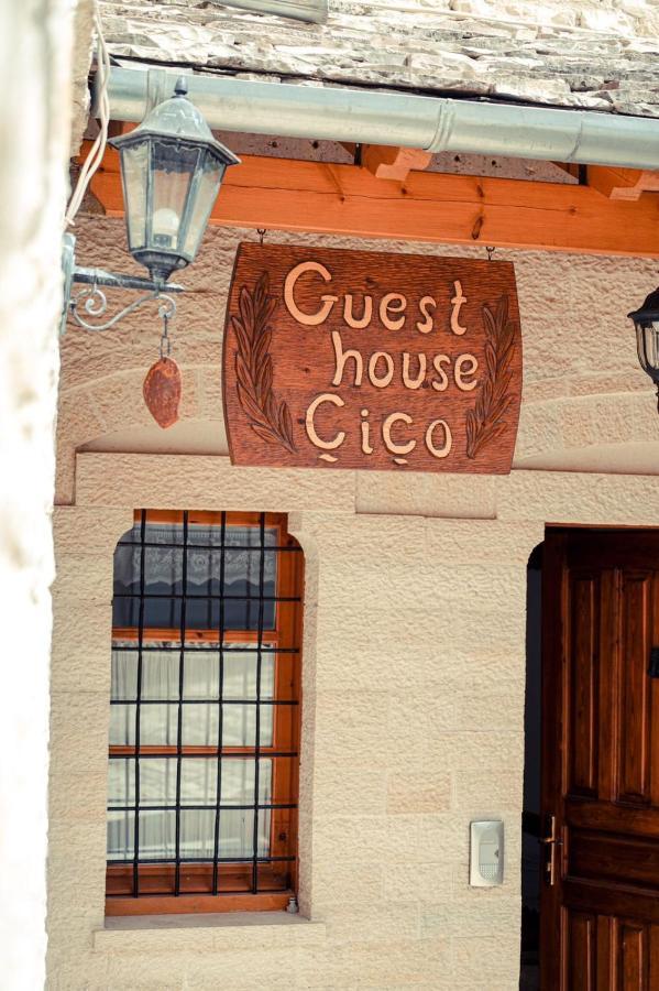Cico Hostel &Private Room Gjirokaster Bagian luar foto