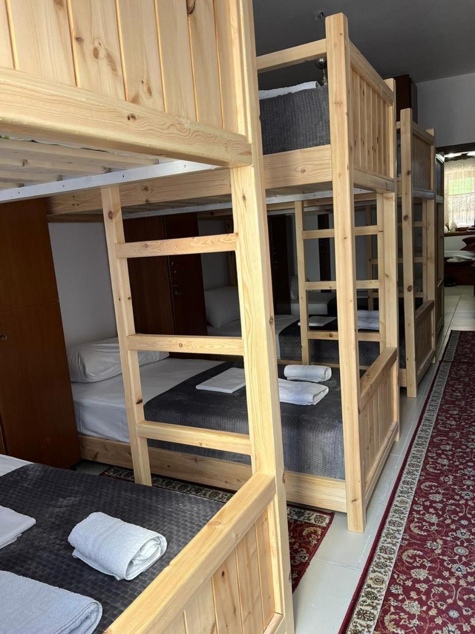 Cico Hostel &Private Room Gjirokaster Bagian luar foto